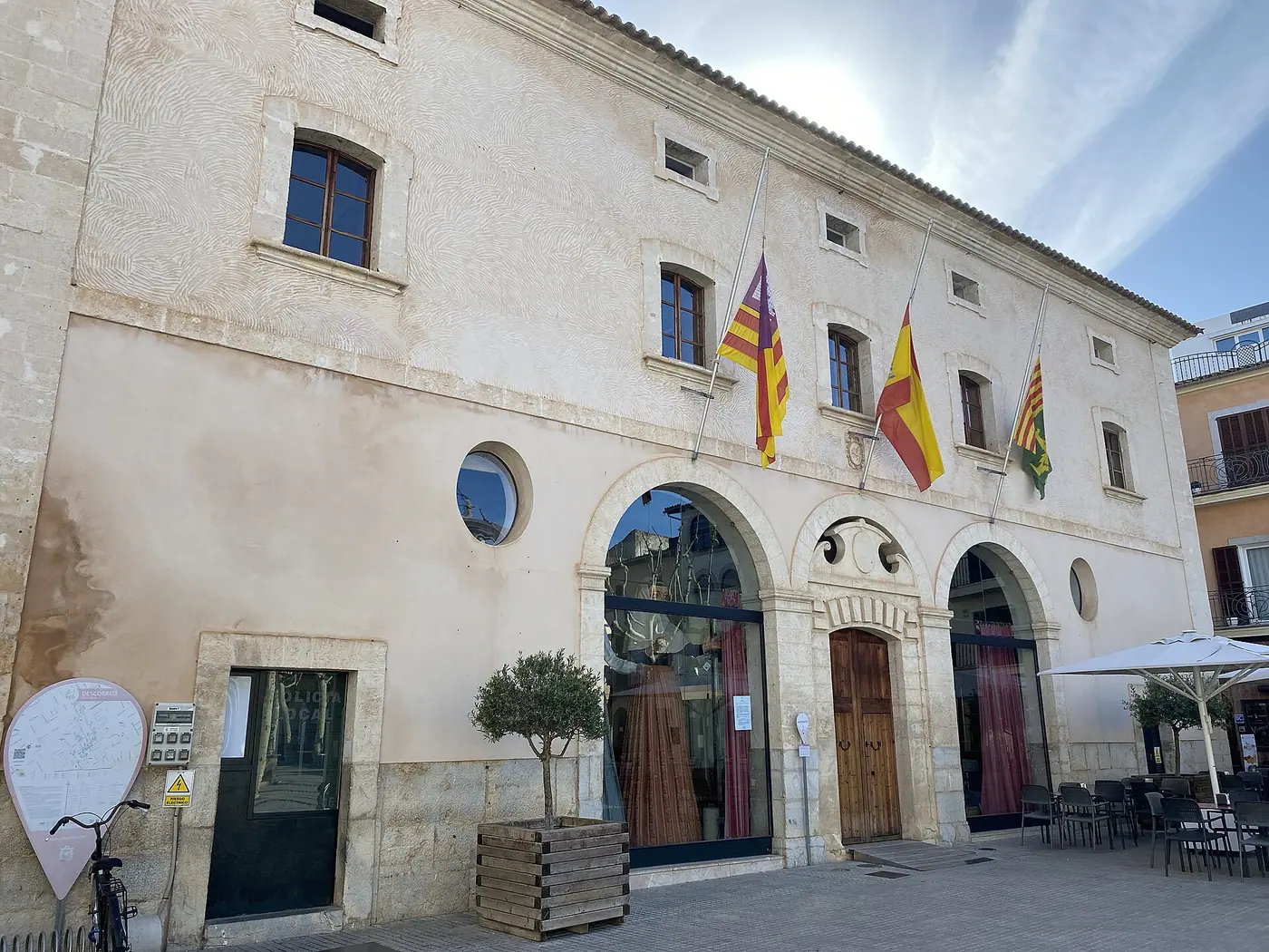 Hôtel de ville de Sa Pobla, façade historique