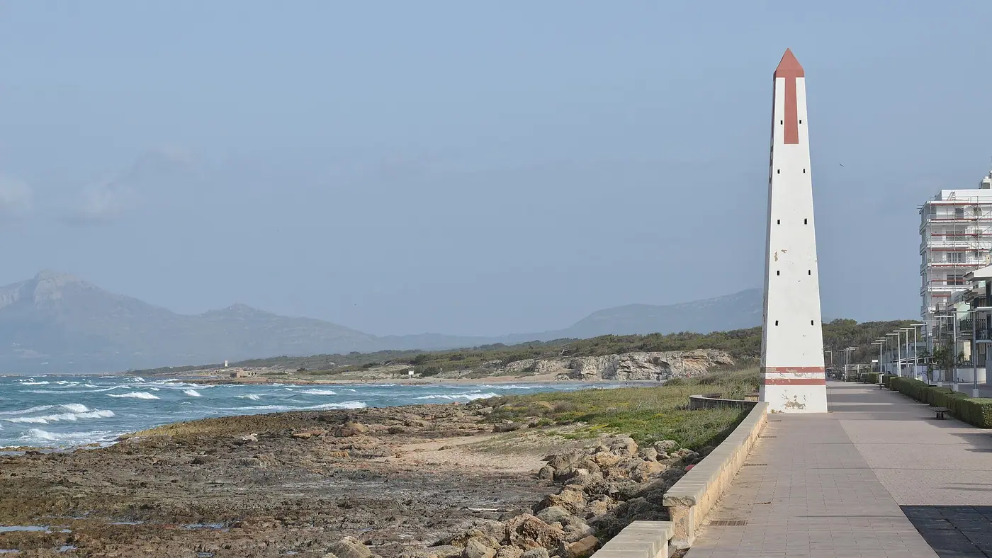 Tour d'Enfilació près de Santa Margalida